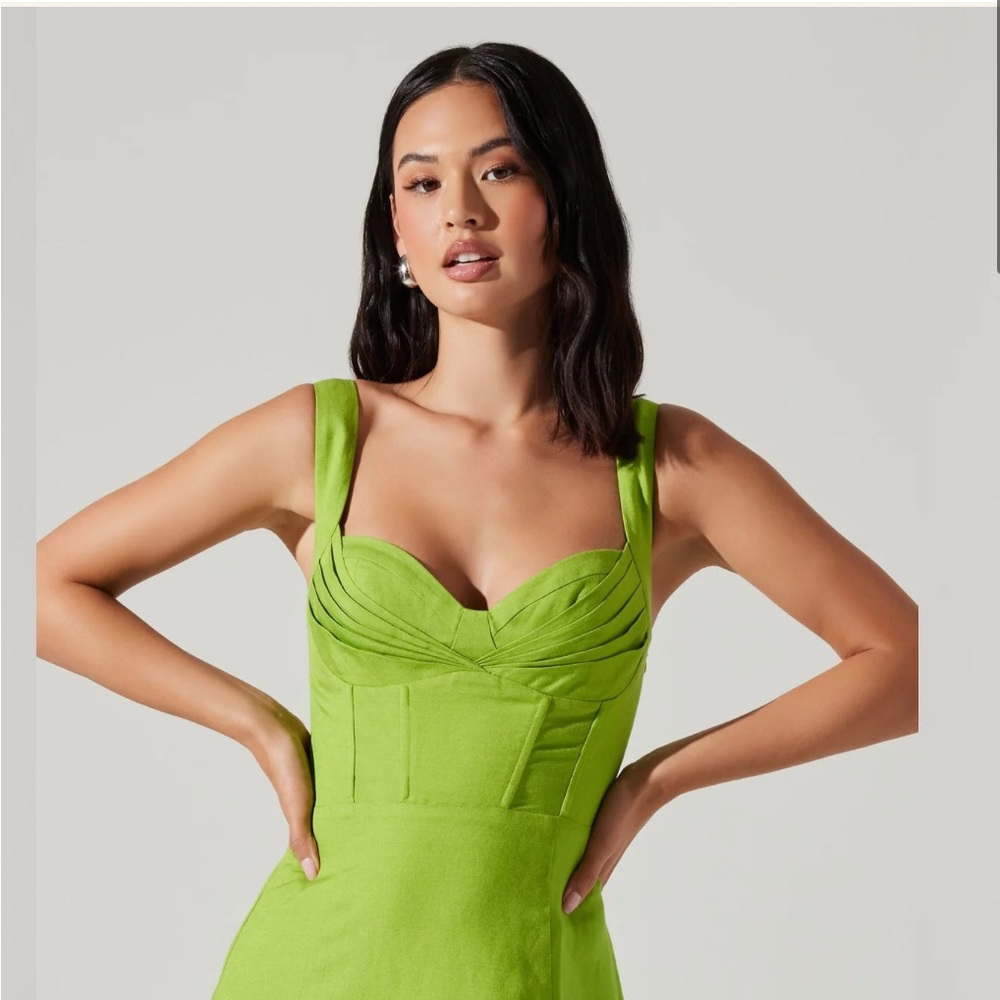 ASTR The Label *worn once* ESTELLA CORSET MIDI DRESS